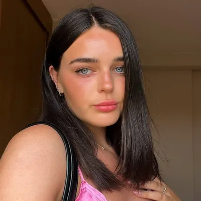 Meghan profile