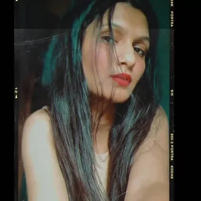 Mèghñä pàtél (mèghü✌) profile