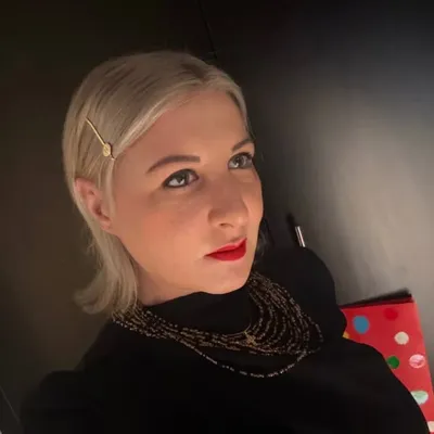 Megi van Leeuwen🧿 profile
