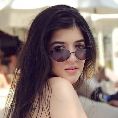 Mehak Manwani profile