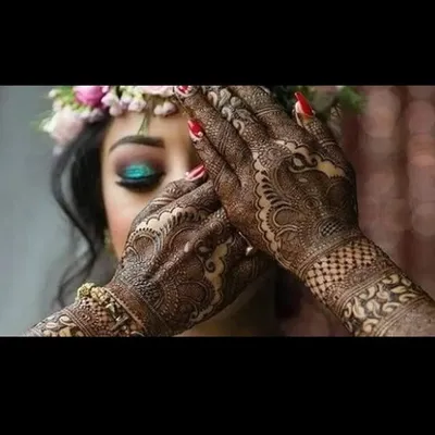 Saima Khan | professional heena artist | mumbai profile