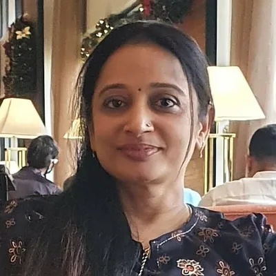 Pushpa Gohil - Mehendi Teacher & Artist profile