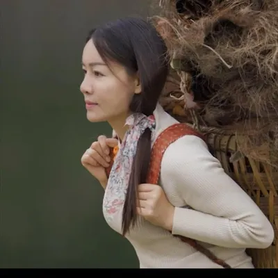 Mei Zhenyu 梅真语 profile