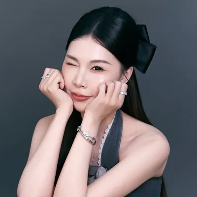 我是苺苺♡婕樂纖皇家 profile