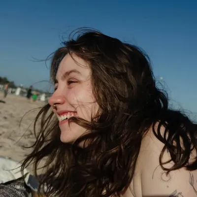 Mel Carraro profile