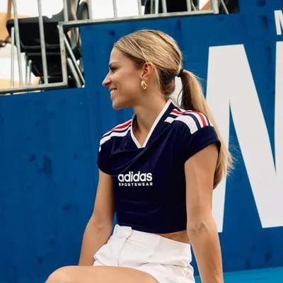 Melanie Leupolz profile