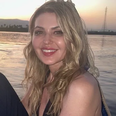 Melanie Moon profile