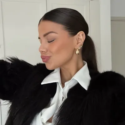 🩶 MEL | cheveux • business 💸 profile