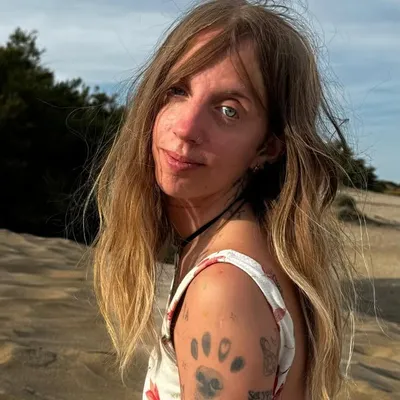 Meli Cueto | Poesía & Tarot profile