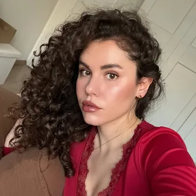 Melina profile