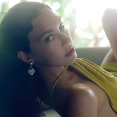 Melisa Senolsun profile