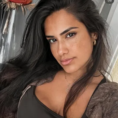 Melis Mişel Ramadani profile