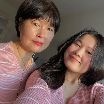 mel + momma profile