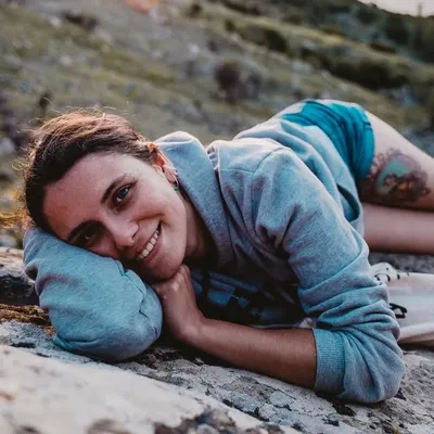 Melike Dede profile
