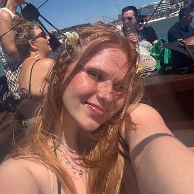 Melanie profile