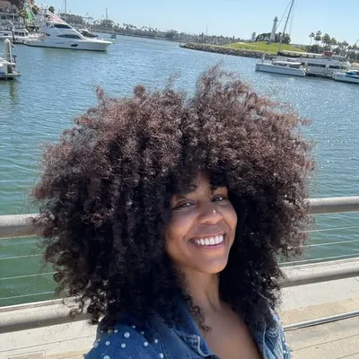 Sahara Mendez ☀️ profile