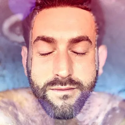 Zev Schlosser profile