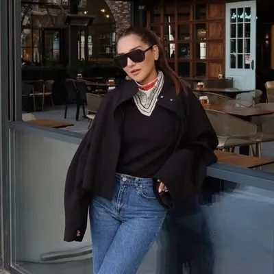 Meral Özgenç profile