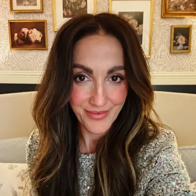 Meredith Rhinas profile