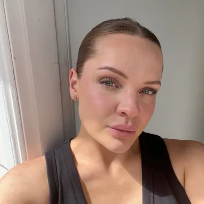 Merryn Dickinson profile