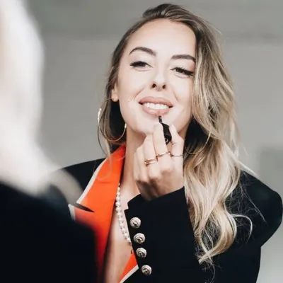 MERYEM BENOUA profile