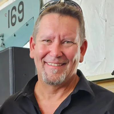 Kevin Stone/Metal Sculptor profile