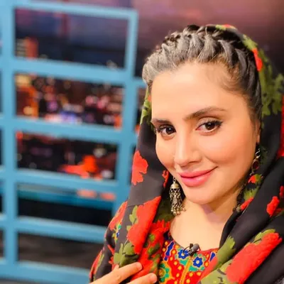METRA AMANI میترا امانی profile