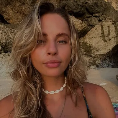 Mette profile