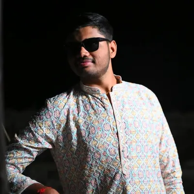 Meet Vyas profile