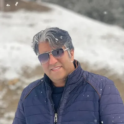 هلدینگ ساختمان سازی میثم مکتب دار profile