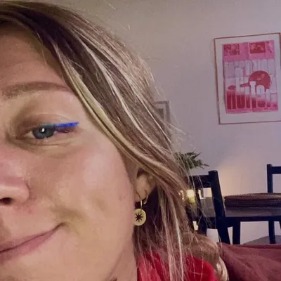 Marie-Flore Pirmez profile