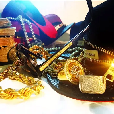 Breeze Malik 🎩™ profile