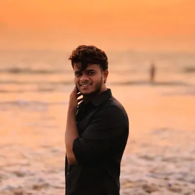 धर्मवीर धनाधिपति 🦁 profile