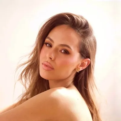 Mia Fevola 🌹
