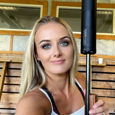 Mia Elise Heum profile