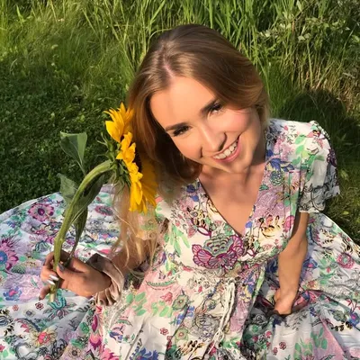 Mia profile