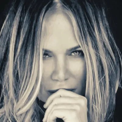 Mia Michaels profile