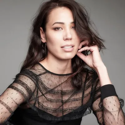 Michaela Conlin profile