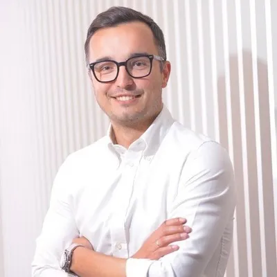 Dr n.med. Michał Lipa profile
