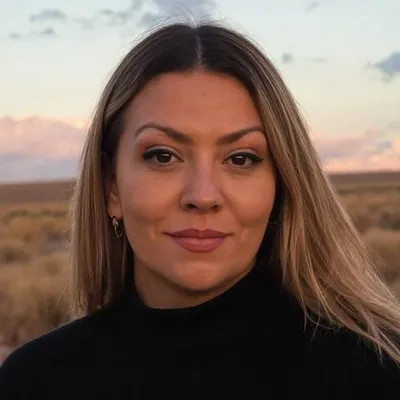 Michelle Oliveira - Cruise Director profile