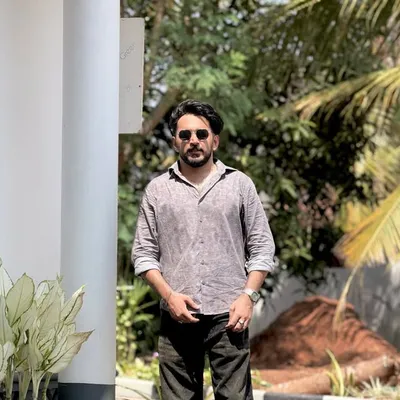 شاذ_احمد ♨️ profile