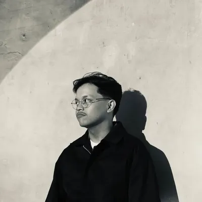 Mick De Leon profile