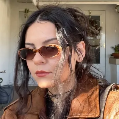 mickylene ๐ค outfits w/ secondhand thrifted clothing profile
