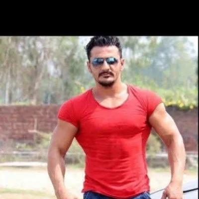 Micky Thakur profile