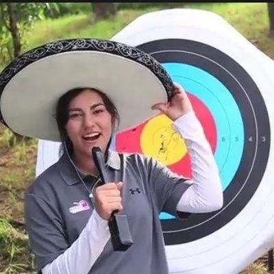 Alejandra Valencia profile
