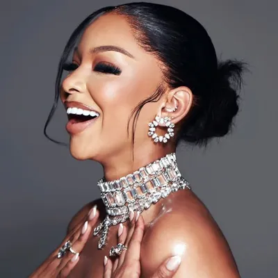 Mihlali Ndamase profile