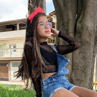 ELOISA E MIKAELLY profile