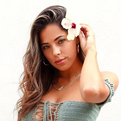 MIKALA THOMAS profile