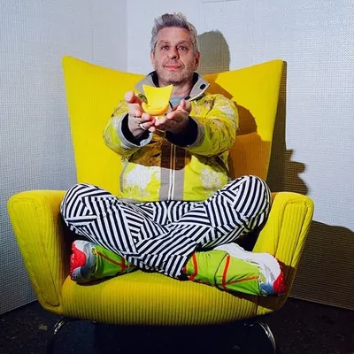 Mike Gordon profile