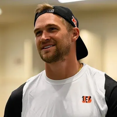 Mike Gesicki profile